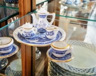 Oriental Mini Tea Set