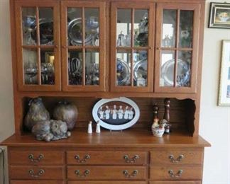 Keller Fine Solid Wood Touch Lighted China Hutch