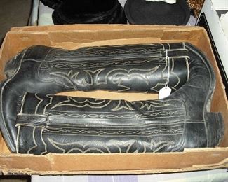 SO COOL! Looong and skinny.....