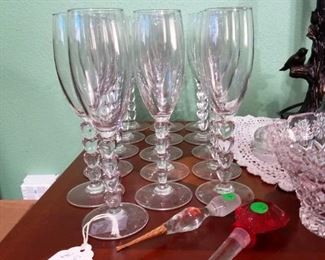 champagne glasses