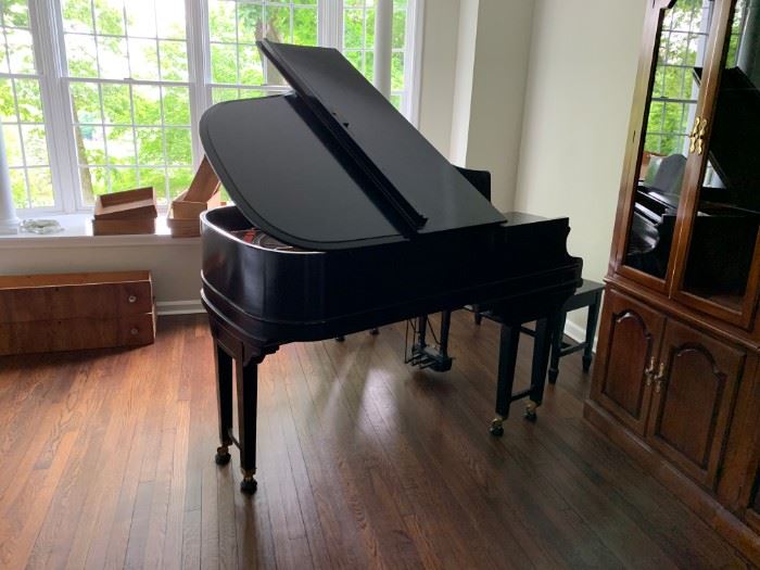 This baby Grand Piano with Bench Is A Wm. Knabe & Co. in good condition