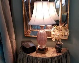 decorative table, lamp, mirror