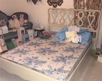 French Provincial full size bed