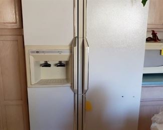 Amana Refrigerator