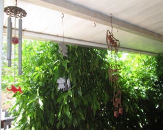 Yard Decor & Wind Chimes