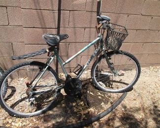 Ladies Bike, Huffy Highland