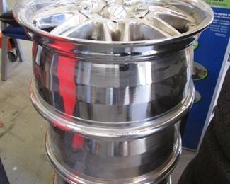 4-American Racing Truck Rims P 285/70R