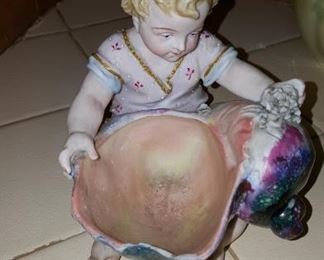 Figurine with Seashell