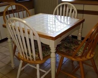Kitchen Table & Chairs