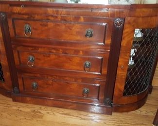 Credenza
