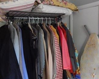 Many jackets, coats and sweaters for woman size xl 2, xl3.