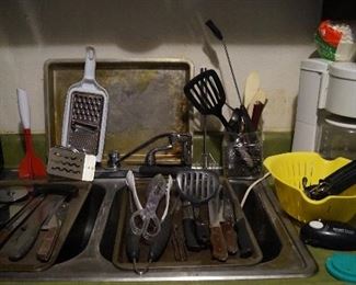 utensils, knives, coffee maker