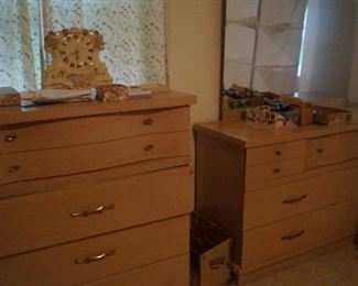 chest of drawers, dresser