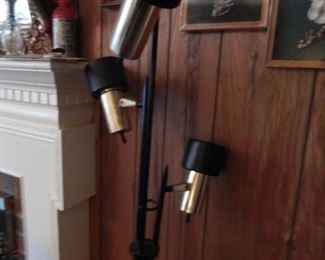 Mid Century floor lamp... Hot style!