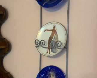 Erte Plates, Plate Rack