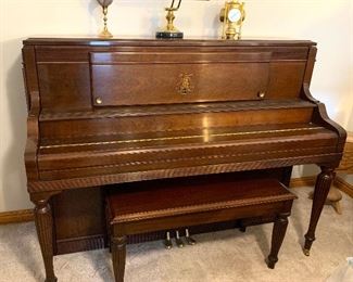 Steinway Mahogany Upright Piano 45 - 10