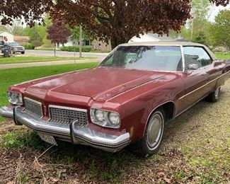 *1973 Oldsmobile 98 Regency 4 Door Hardtop 97,807 Miles