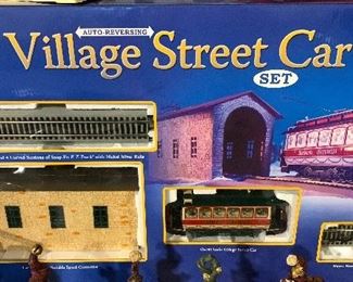 Bachman Village Street Car Train Set