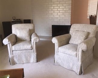 Beautiful Ethan Allen chairs. Like new.