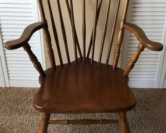 Windsor Cross Spindle Arm Chair pr