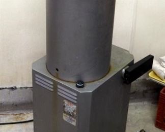 Commercial Mainca Stainless Steel Stuffer/Filler, 220 Volt Model EM-30