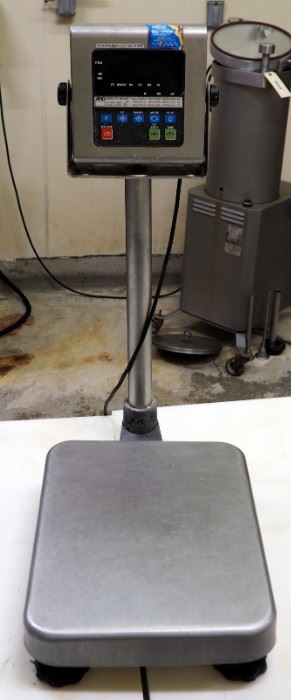 AND Digital Commercial Scale Model HV-60KVWH Last Certified 2018, Up to 150 Lbs. Capacity