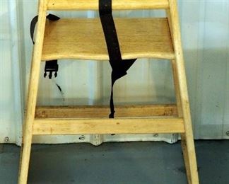 Solid Wood Restaurant Style High Chair