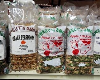 Sweet-N Smoky Blended All Natural BBQ Smoking Chips, Includes Great Grape, Apple/Hickory, Persimmon, Sassafras and More, Approximately 45 Bags