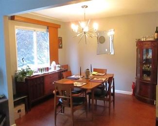 Stunning Mid-Century Modern Furnishing 
Mid-Century Modern Dining Room Suite Complete with Mid Century Modern 1960's Kent Coffey Perspecta Walnut Credenza Sideboard Buffet