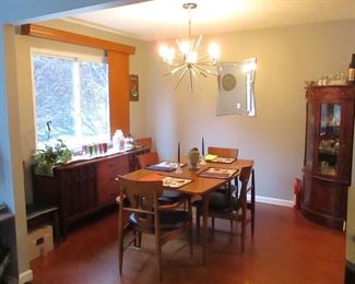 Stunning Mid-Century Modern Furnishing 
Mid-Century Modern Dining Room Suite Complete with Mid Century Modern 1960's Kent Coffey Perspecta Walnut Credenza Sideboard Buffet