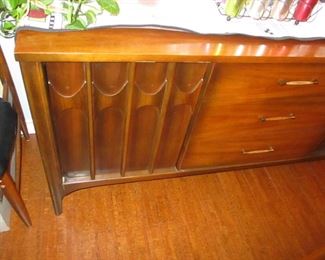 Mid Century Modern 1960's Kent Coffey Perspecta Walnut Credenza Sideboard Buffet