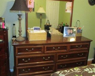 Thomasville Cherry Wood Bedroom Suite with Highboy

