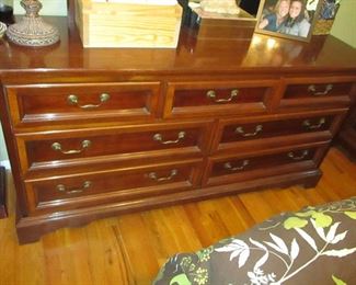 Thomasville Cherry Wood Bedroom Suite with Highboy