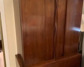 American of Martinsville walnut master bedroom set