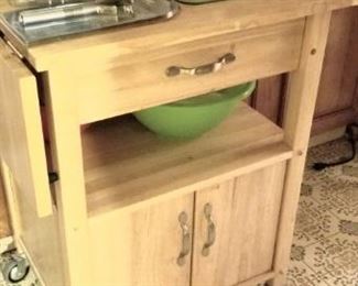 Useful kitchen utility cart