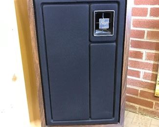 Allegro 3000 Speakers https://ctbids.com/#!/description/share/164874