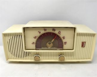 Vintage GE Radio Model 466 https://ctbids.com/#!/description/share/165155