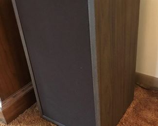 BIC Venturi Speakers https://ctbids.com/#!/description/share/165153