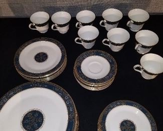 Royal Doulton  Carlyle china