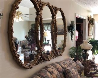 Gold mirror