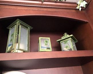 Many wonderful and fun palm tree inspired decorations