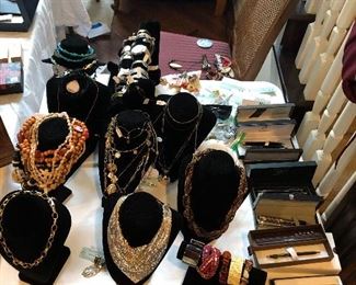 Jewelry and Pens sets - Plus Loads of Stella and Dot