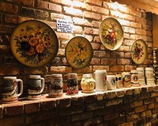 Chalkware decorative plates and collector steins, 4 are Budweiser 