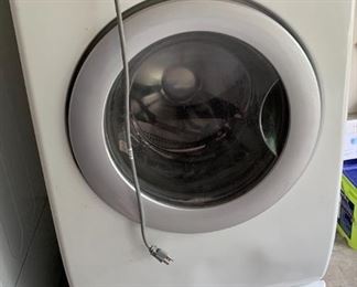 Maytag Dryer on Pedestal