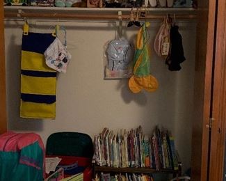 Toys and books / Dolls