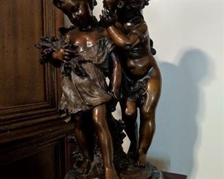 Bronze sculpture 