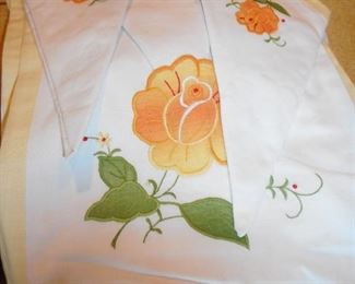 Vintage Printed Table Linens with Napkins
