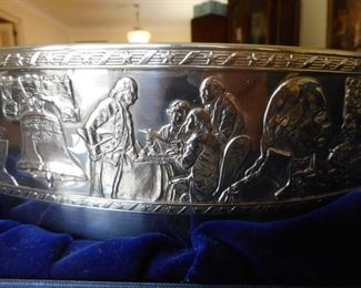 Signing the Deceleration of Independence 