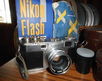 Nikon Flash
