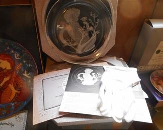 Violet, Morgantown Crystal, Comes with White Gloves in Handling the plate, COA,BOX